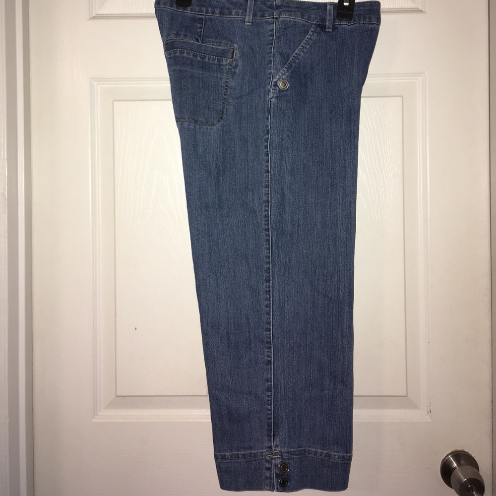 Croft & Barrow Cropped Denim